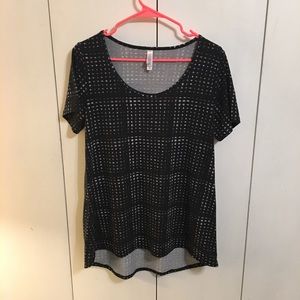🎶 LuLaRoe Black & White Top